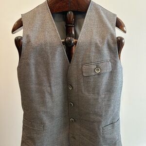 Hugo Boss Gray Men's Vest